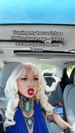 So the top floor is going to be 1960s space age inspired but the stairs is going to be 1980s sci-fi themed with a little bit of vinatge arcade vibes/cowboy bebop