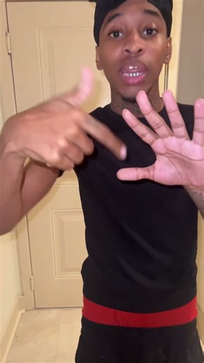 🥷 say sum ion like He finna be talking to jizzle tonight 🚪💥 … yall fw this ho ?