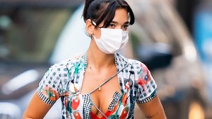 ‘Vogue’ Editors Swear by This $5 High-Tech Mask