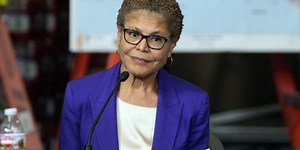 Los Angeles’s Democrat mayor wants to axe 1,600 employees | Fortune