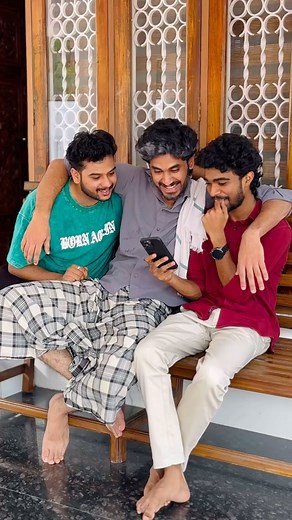 Ameen on Instagram: "നിന്നുരുകും കാലം 😂 @nameisnihal__ @_nibraz_noushad_ @shahubas._ #malayalam #comedy #comedyvideos"