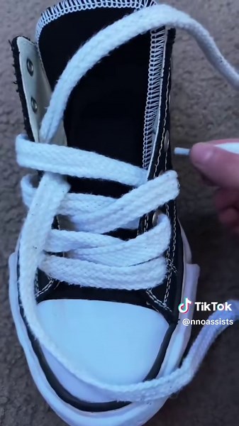 Cómo amarrar los zapatos Mahara correctamente