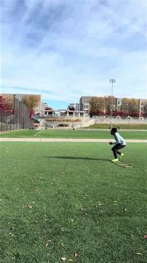 FOOTWORK TRAINING FOR DEFENSIVE BACKS #subscribe #defensiveback #shortsvideo #shorts #sub #yt