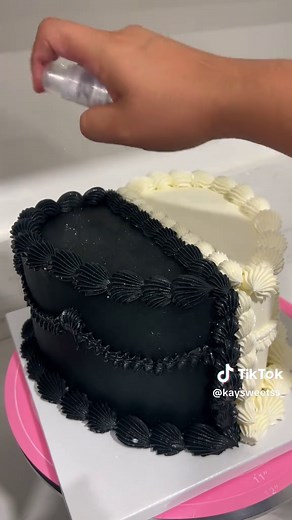 kianas_kakery on TikTok