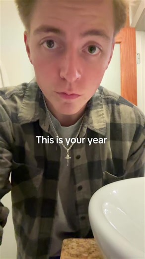 You’re bringing the beach body this summer. It’s your year 😤