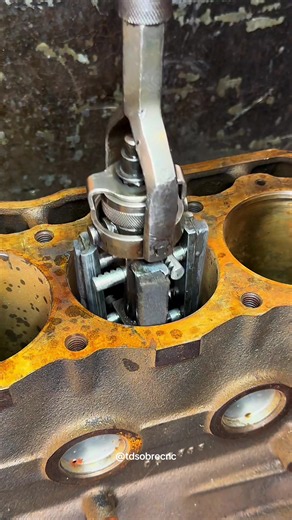 Cylinder honing in action 3 Precision machining to achieve the perfect cylinder finish and ensure proper piston ring seating. #CylinderHoning #EngineMachining #Machining #MechanicalEngineering #EngineRebuild EngineBlock Cylinder Metalworking CNC Machining ASMR Satisfying Mechanic Reel