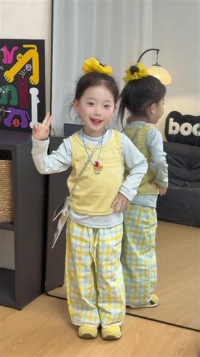 春日惊喜！十二摇 手势舞 恶作剧视频