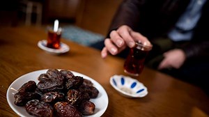 Ramadan 2024: Datum und Uhrzeit – wann endet der Fastenmonat?