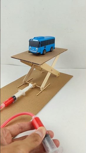 Mini Hydraulic Elevator Project | Simple DC Motor Mechanism #miniproject #shorts #minimachine