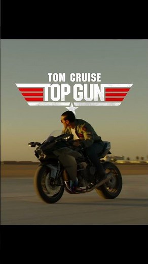 Experience TOP GUN and TOP GUN: MAVERICK for one-week-only in IMAX starting May 13. 🕶️