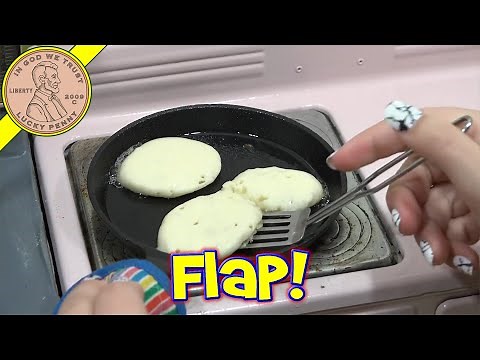 Breakfast Pancakes & Sausage Miniature Kitchen Cooking! 1950's Oven