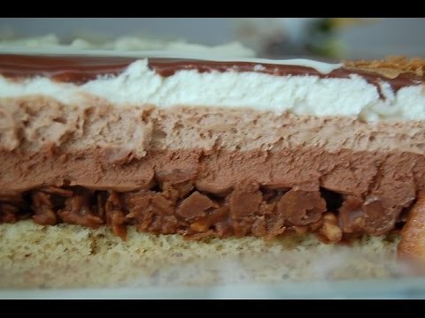 GATEAU TROIS CHOCOLATS SUR CROUSTILLANT PRALINOISE