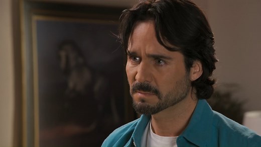 2.1M views · 40K reactions | Julia le dará pruebas a Octavio de la supuesta infidelidad de Fernanda con César y él se las hará llegar a Rafael. Descubre lo que sucederá rumbo al gran final de #LaDesalmada este viernes, 9:30 p. m. MEX #ConLasEstrellas | Novelas Las Estrellas | Facebook