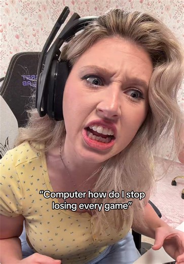 I think computer is broken #gaming #happyhappygal | gaming