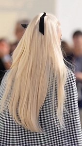 9.9K views · 10K reactions | Anya Taylor-Joy took our breath away while attending the Christian Dior Womenswear Spring/Summer 2026 show at Paris Fashion Week.  #AnyaTaylorJoy #ParisFashionWeek #Dior #Fashion | etalk | Facebook