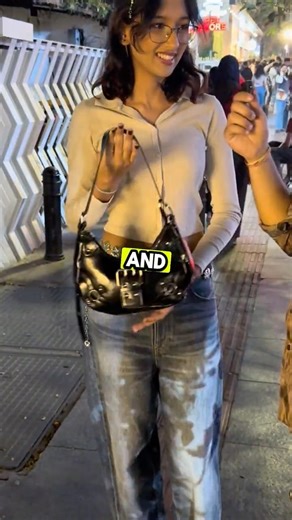 Cute, confident and chaotic energy ✨😍.. #2guysonthestreet #cute