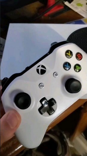 How to pair Xbox one controller with Series S #xbox