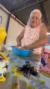 aprendan con la abuela, tradición de Pura Cepa 🇻🇪í | Venezolanos de Pura Cepa