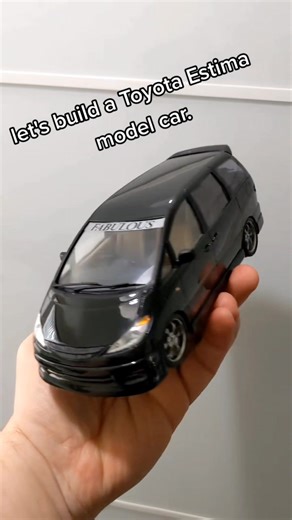 Fujimi Toyota Estima Fabulous Model Showcase