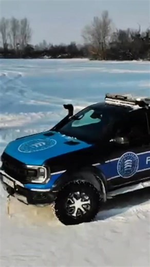 When the snow piles up, the mission doesn't slow down. ❄️ Winter operations take serious preparation. Operating in these conditions requires a mix of advanced technology and human resilience. Behind every reel of a car in the snow is a team of professionals dedicated to maintaining safety and security, regardless of what the forecast says. 🚓💨 Frontex officers undergo off-road driving training to make sure they are prepared for tough terrain and weather conditions. What's the coldest temperatur