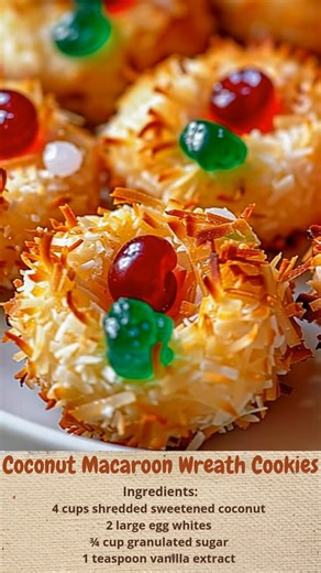 Coconut Macaroon Wreath Cookies | Cakecrafted Recipes