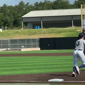 472K views · 1.7K reactions | Is this a balk?? He got 4 guys on this move!⁠ 路‍♂️路‍♂️路‍♂️路‍♂️⁠ ⁠ ⁠ ⁠ ⁠ @fivetoolbsb @bigkahuna_808 | Big League Edge | Facebook