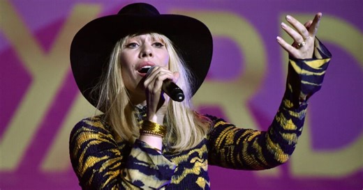 Natasha Bedingfield announces new song 'Together In This'