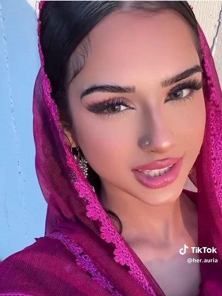 Exploring Hijabi Beauty and Identity