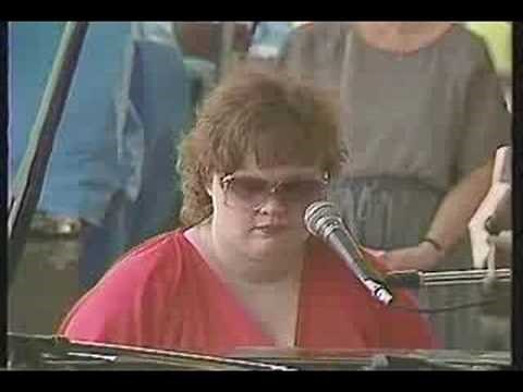 Diane Schuur -The Very Thought Of You