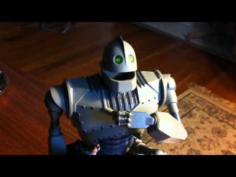 Iron Giant Toy Robotic Bank