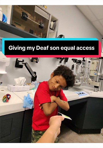 As a hearing parent to my Deaf son, if I don’t know a sign for a word, I look it up! Because if I don’t, I’m not giving him the full access he deserves. & along the way, we’re learning & growing together. 💛 #fy #deafkidsrock #deaf #americansignlanguage #hearingparentdeafchild