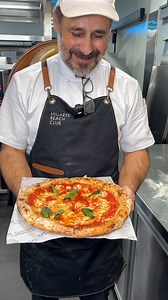 How to Make a Perfect Pizza 👉 I hung out with Max for a while last week & he showed me his dough… Here’s 2 days in 2 Mins | Perth Dude Food