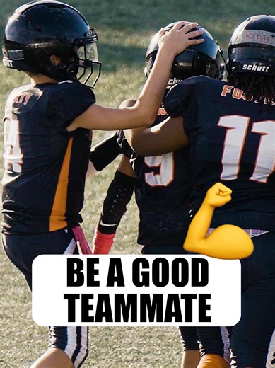 Show Good Sportsmanship as a Teammate in Football