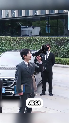 Menikah Kilat dengan Tuan Kursi Roda, Mantan Menyesal di Depan Vila Mewah. #alurcerita #alurceritafilm