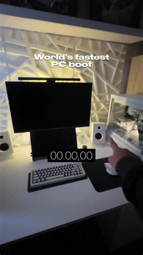 hariz | ctrl.alt.desk on Instagram: "World’s fastest PC boot… … 28s later 💀 How fast is your PC?"