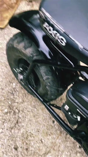 Starting a 212cc predator motor with long header pipe no muffler