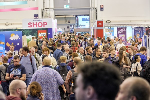 "SPIEL" Essen gibt es bekannt - Besucher saßen schon auf heißen Kohlen