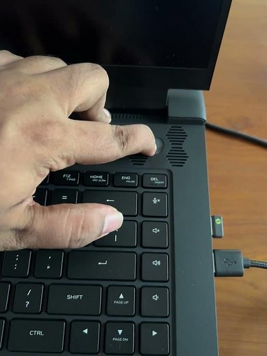 Alienware m15 r7 power button malfunction