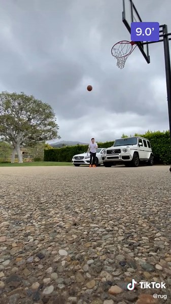 Dunk Challenge: Pushing the Limits!