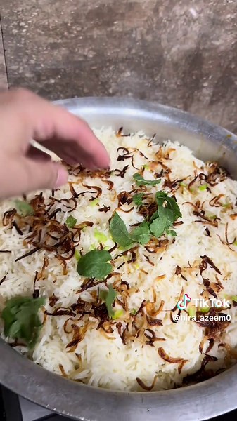 Videos de Ashas & Hatim (@hira_azeem0) con “original sound - mina yadav2010”