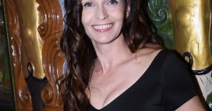 Diaporama : PHOTO Adeline Blondieau : Ce problème de taille qu'elle rencontre avec son compagnon à l'identité secrète