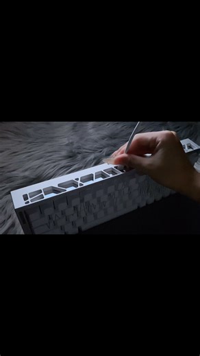 Zornher on Instagram: "Under the daylight, it shines brightly | Magic Lighting Keyboard!!!☠️💀🤍🎨⌨️ #fyp #foryoupage #keyboard #fypシ #mechanicalkeyboard #customkeyboard #zornher #magic #67 #asmr #cool #fypシ゚viral #gaming #trend"