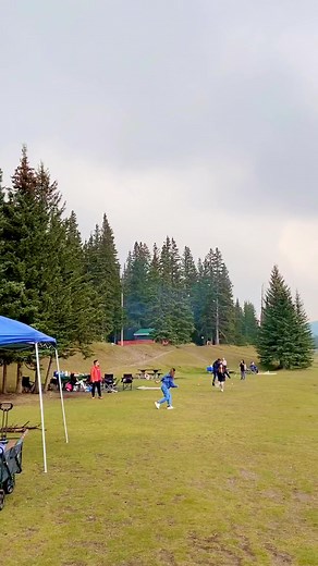 Cascade Ponds are one of the best areas in Banff.#cascadeponds #alberta #albertacanada #beautifulplacestovisit #godscreationisbeautiful | Febicel Nicolas Galang