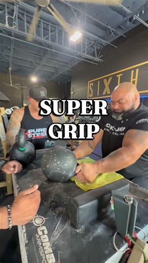 LeRoy THE MACHINE Walker on Instagram: "Want Super Grip strength? Try this! Kettle bell wrist riser lifts. 70-114lbs. Nothing crazy. Grip. Rip. Trust the process. @puresteelinc @rico_bohnstedt #grip #armworkout #strengthtraining"