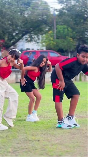 කොහොමද පොඩ්ඩෝ ටික😍♥️ ඔයාලත් එන්න අපේ Dancing Class එකට 0740301702 ට දැන්ම Whatsapp කරන්න. DC : @Oshan Liyanage 🙌 #oshanliyanagedance #OLDS #oshanliyanage #dance #fypシ゚