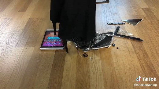 #heelscrush #heels #heelstrample #trample