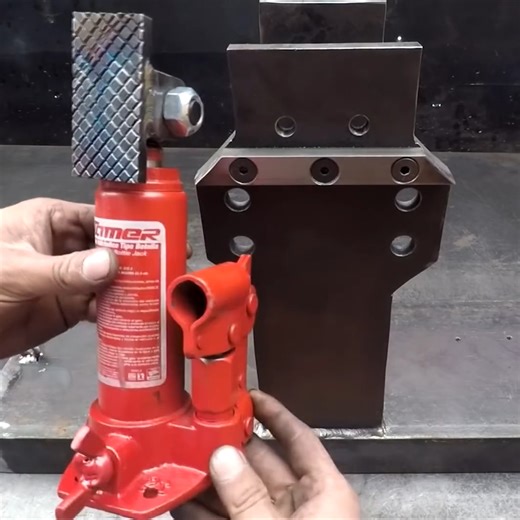 Crafting a Homemade Roller Bender for Metalwork Creations | DIY & Crafts