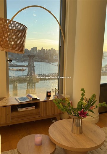 Experience the Joy of Fresh Flower Arrangements