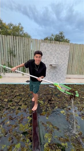 LET'S CLEAN THE POOL