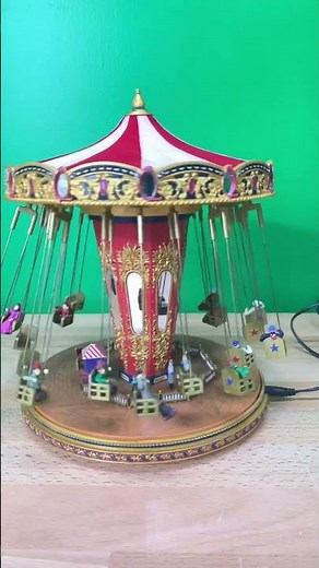 Mr Christmas World’s Fair Swing Carousel demo
